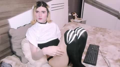 Mira online show from 04/30/26, 10:58