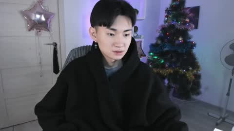              online show from 12/30/24, 08:15