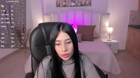 miranda_crawfor online show from 09/20/25, 12:17