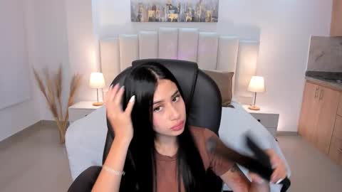 miranda_crawfor online show from 10/24/25, 12:12