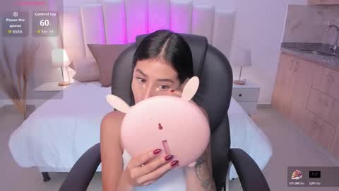 miranda_crawfor online show from 11/26/25, 12:17