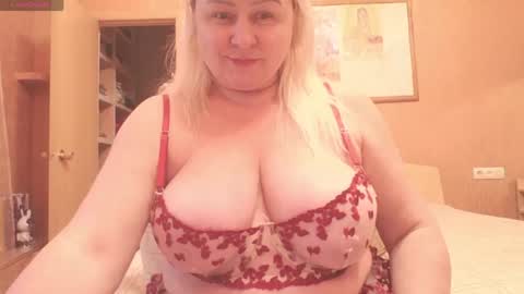 Miranda online show from 05/17/26, 02:35