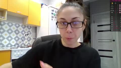 MIRANDA online show from 10/22/25, 09:09