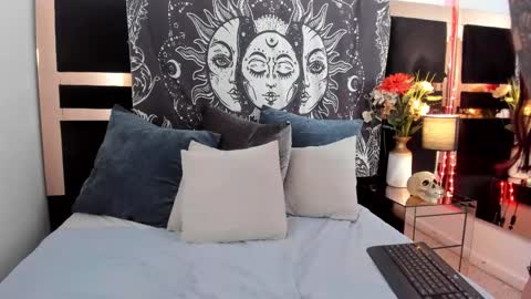 Miranda  online show from 01/14/26, 05:51