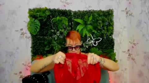 mirandagill online show from 12/23/24, 09:49