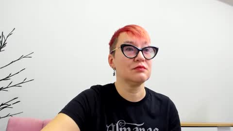 mirandagill online show from 01/13/25, 08:47