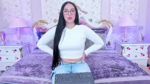 Snapshot of mirandanoah chatting on 06/16/26, 12:41 mirandanoah online show from 06/16/26, 12:41