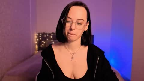 MiraSkyy online show from 01/13/26, 09:31