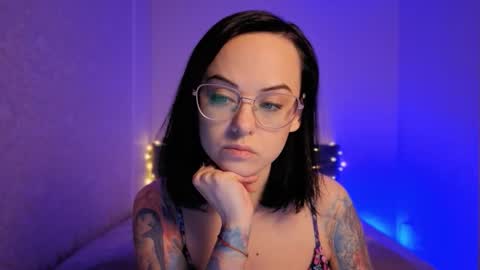 MiraSkyy online show from 03/23/26, 04:33