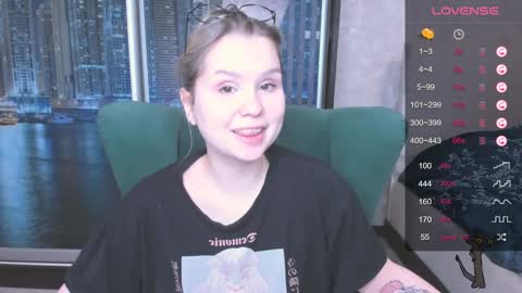 Snapshot of miray_kuriyama chatting on 12/15/24, 04:48 Kira online show from 12/15/24, 04:48