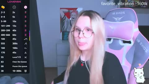 Snapshot of miray_kuriyama chatting on 10/26/25, 06:14 Kira online show from 10/26/25, 06:14