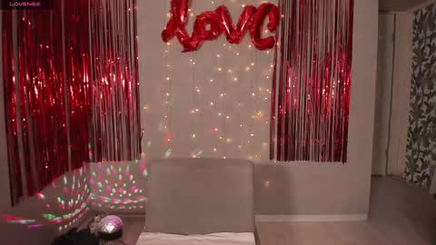 Mira online show from 02/19/25, 07:06