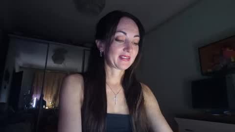 Snapshot of mirelisse chatting on 06/13/26, 09:13 Christina online show from 06/13/26, 09:13
