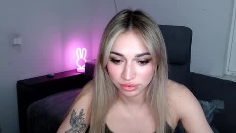 Snapshot of miri07 chatting on 04/12/26, 06:13 miri07 online show from 04/12/26, 06:13