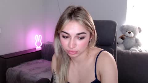 Snapshot of miri07 chatting on 04/13/26, 06:19 miri07 online show from 04/13/26, 06:19