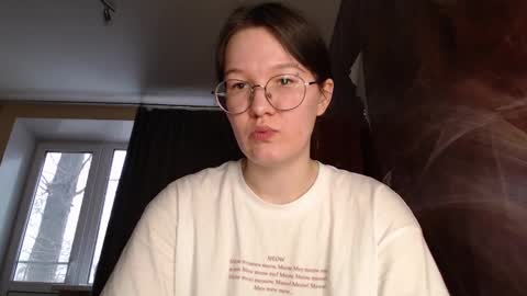 Snapshot of miriamor chatting on 01/19/25, 07:04 Mira online show from 01/19/25, 07:04