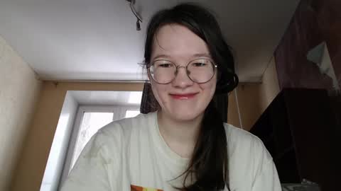 Snapshot of miriamor chatting on 02/19/25, 07:17 Mira online show from 02/19/25, 07:17