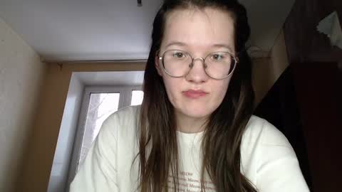 Snapshot of miriamor chatting on 02/26/25, 01:41 Mira online show from 02/26/25, 01:41