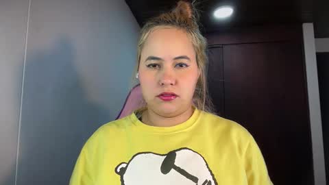 Snapshot of mirilinda chatting on 02/04/26, 03:01 mirilinda online show from 02/04/26, 03:01