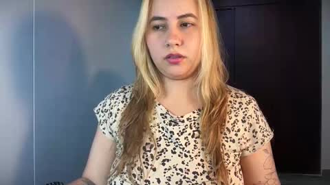 Snapshot of mirilinda chatting on 02/06/26, 04:50 mirilinda online show from 02/06/26, 04:50