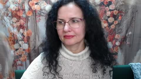 Miroslava Happi online show from 04/10/26, 06:29