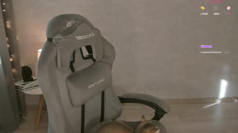 Miroslava online show from 09/28/25, 05:46