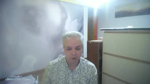 Snapshot of mirwais chatting on 03/08/26, 06:12 Mirwais online show from 03/08/26, 06:12