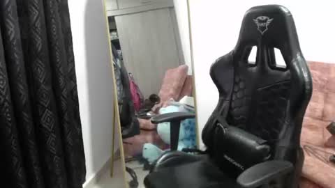 Snapshot of mis_iyasha chatting on 10/06/25, 07:22 IYASHA online show from 10/06/25, 07:22