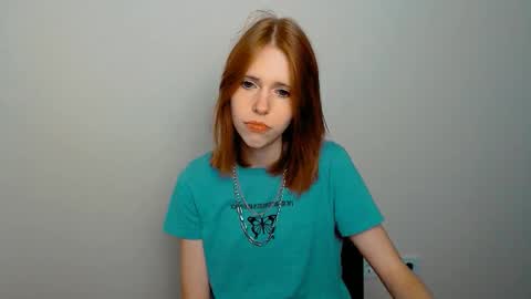 misaki_chan_ online show from 09/14/25, 07:46