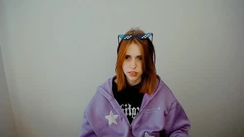 misaki_chan_ online show from 10/18/25, 07:20