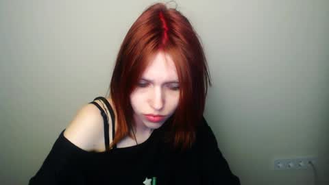 misaki_chan_ online show from 04/10/26, 09:19