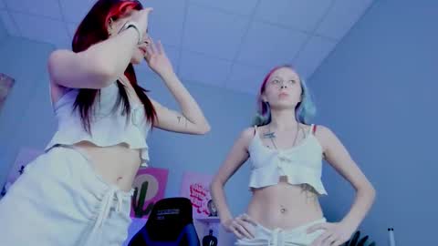 Misa online show from 11/22/25, 09:36