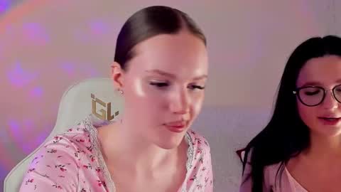 Snapshot of mish_ka3 chatting on 02/19/26, 11:28 Misha online show from 02/19/26, 11:28