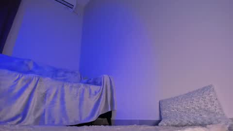 Snapshot of mishel_bless chatting on 01/31/25, 04:17 Mishel online show from 01/31/25, 04:17