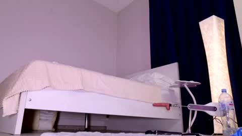 Mishel online show from 04/18/26, 07:07