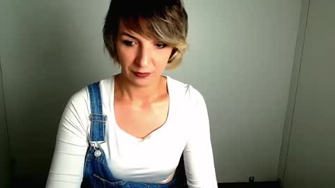Mishelle online show from 06/19/26, 02:54