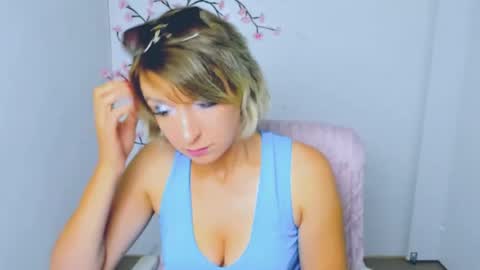 Mishelle online show from 07/17/26, 06:42