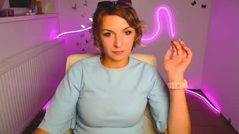 Mishelle online show from 07/25/26, 12:03