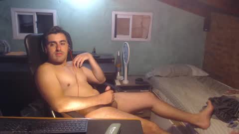 Snapshot of mishiman92 chatting on 01/23/25, 03:37 Mishiman online show from 01/23/25, 03:37