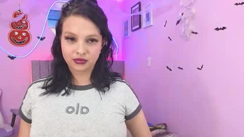 Snapshot of misofialeal chatting on 10/30/25, 06:41 misofialeal online show from 10/30/25, 06:41