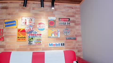 Evangeline online show from 10/08/25, 02:42