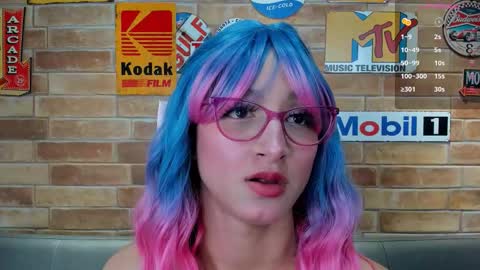 Salome online show from 12/22/25, 06:05