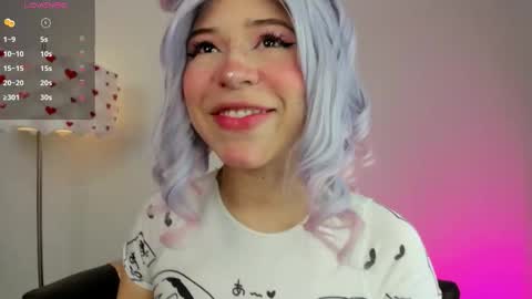 Snapshot of miss__daphne chatting on 09/16/25, 02:34 Daphne online show from 09/16/25, 02:34