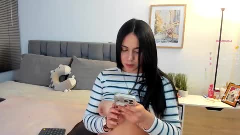miss__jones_ online show from 03/18/26, 11:30