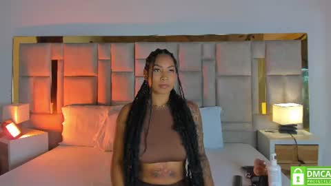 Snapshot of miss_abigail_ chatting on 06/30/26, 01:23 Miss Abigail online show from 06/30/26, 01:23