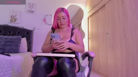 Snapshot of miss_amarantha1 chatting on 07/01/26, 12:18 A M A R A N T H A online show from 07/01/26, 12:18
