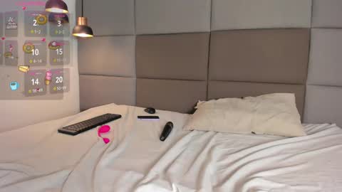 Snapshot of miss_ambrer chatting on 03/06/25, 07:25 Amber online show from 03/06/25, 07:25