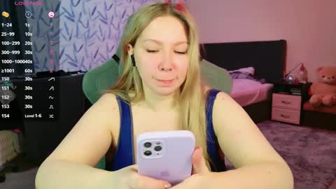 Anna online show from 03/10/25, 03:20