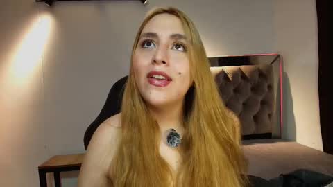 Anny online show from 12/15/25, 10:41