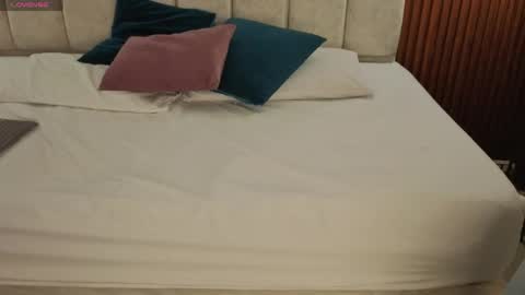 Snapshot of miss_anthonella chatting on 04/15/26, 11:28 ANTHOLELLA online show from 04/15/26, 11:28